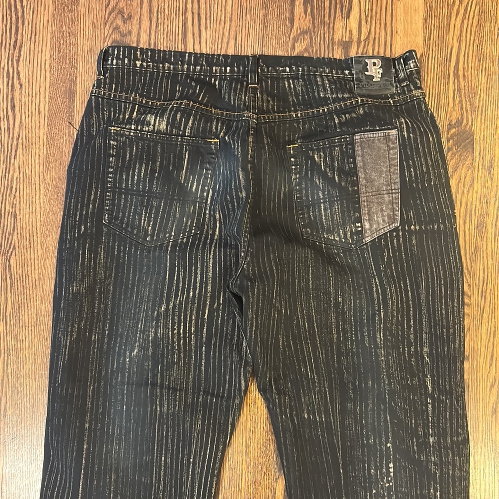 Men's Black Pinstripe Jeans with Gray Knee Patches - Picture 7 of 11